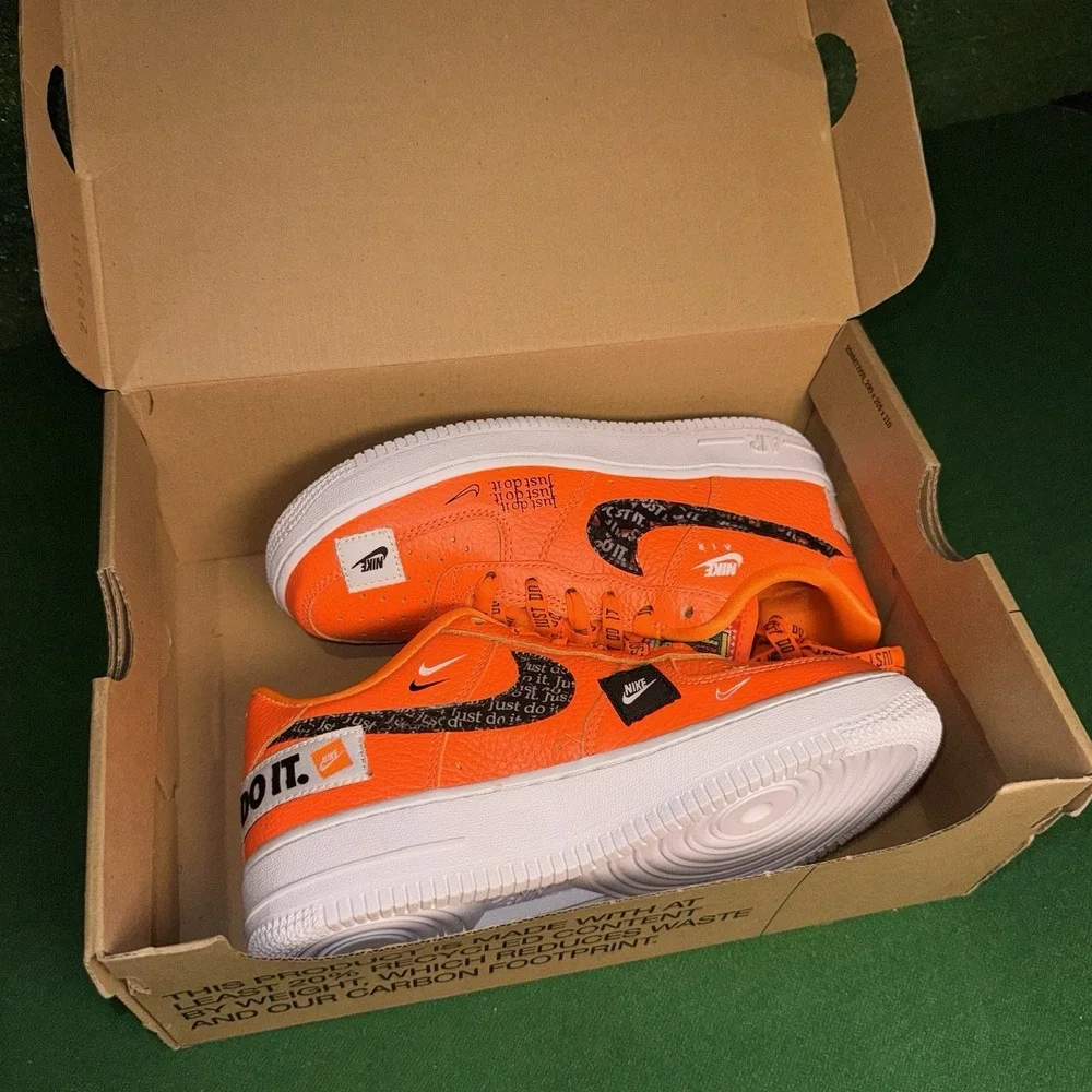 Nike Air Force 1 Low Just Do‎ It Orange Kids Shoes AO3977-800 Size 4Y